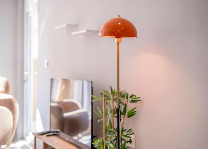 Modern 2Br City Center Bliss Stay *