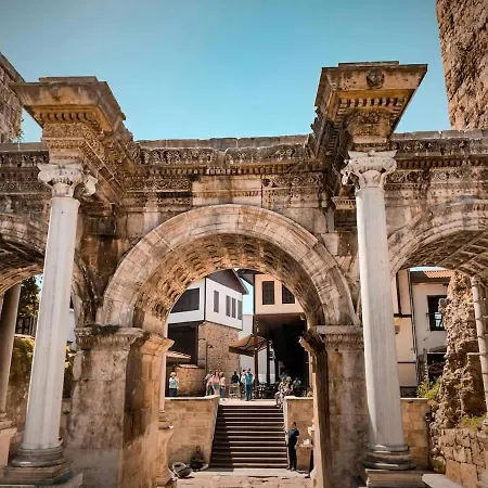 Cozy & Stylish Near Kaleici *