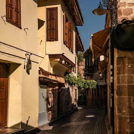 Cozy & Stylish Near Kaleici Διαμέρισμα *