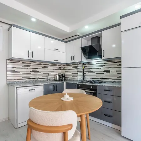 Bliss Modern 2br Center Antalya