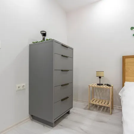Bliss Modern 2br Center *
